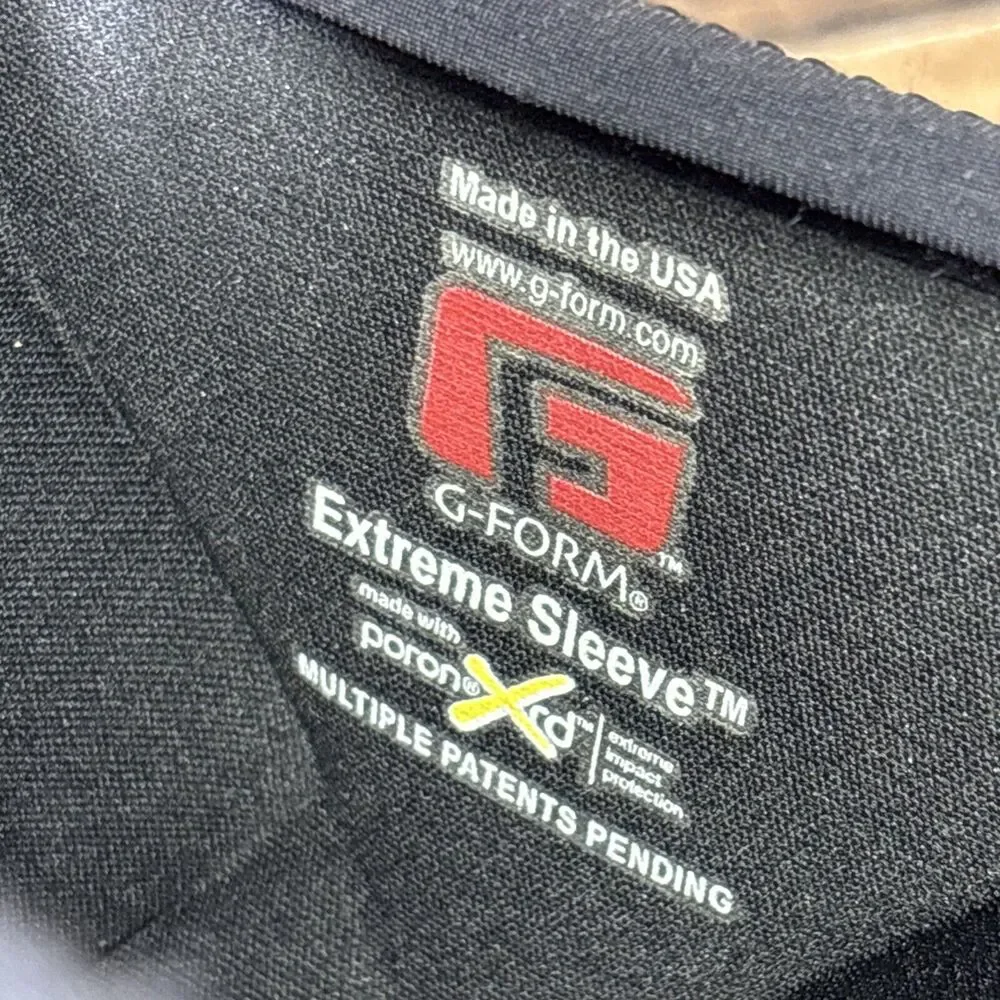 G-FORM iPad Extreme Sleeve FITS 7” x 9” tablet Special Poron Absorption
